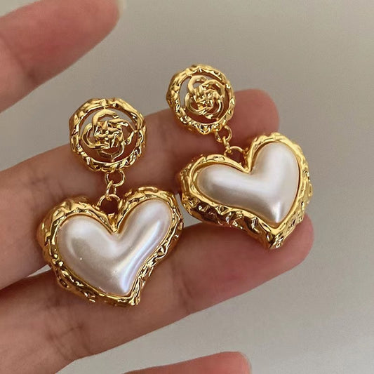 Love Heart Vintage style drop earring