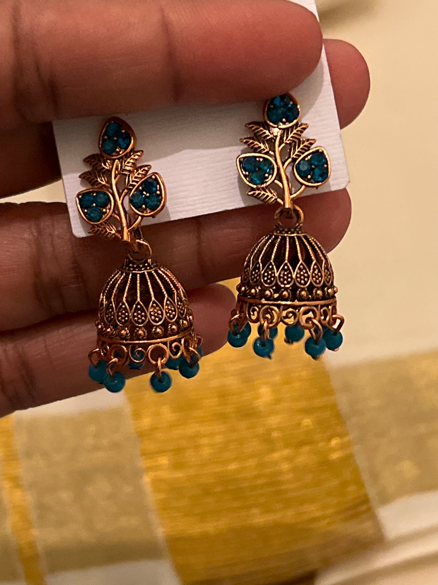 Keerthi - minimal Jhumkas