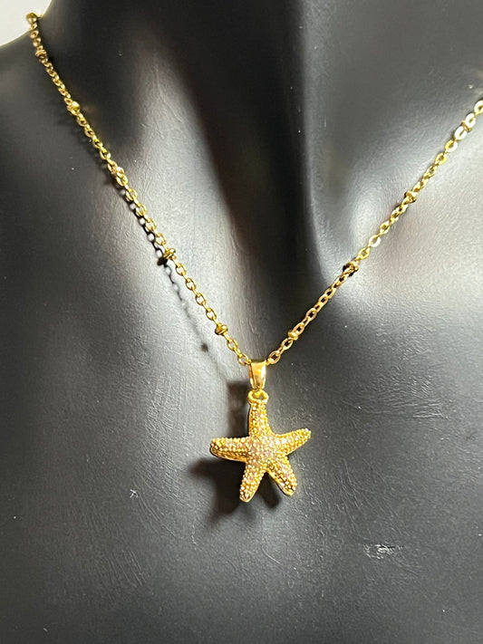 Twin Starfish - 18k gold plated Necklace