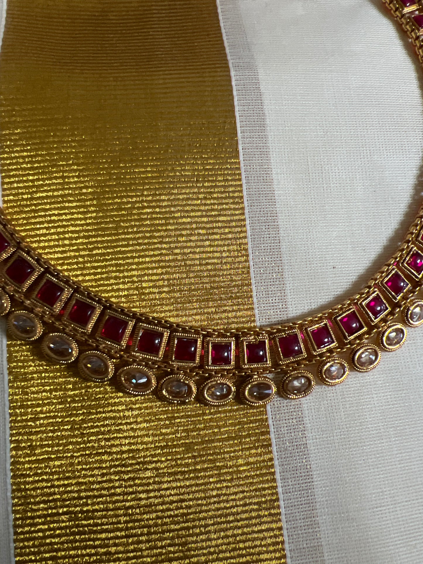 Swarna - Maroon Gold Kemp Necklace and earrings set