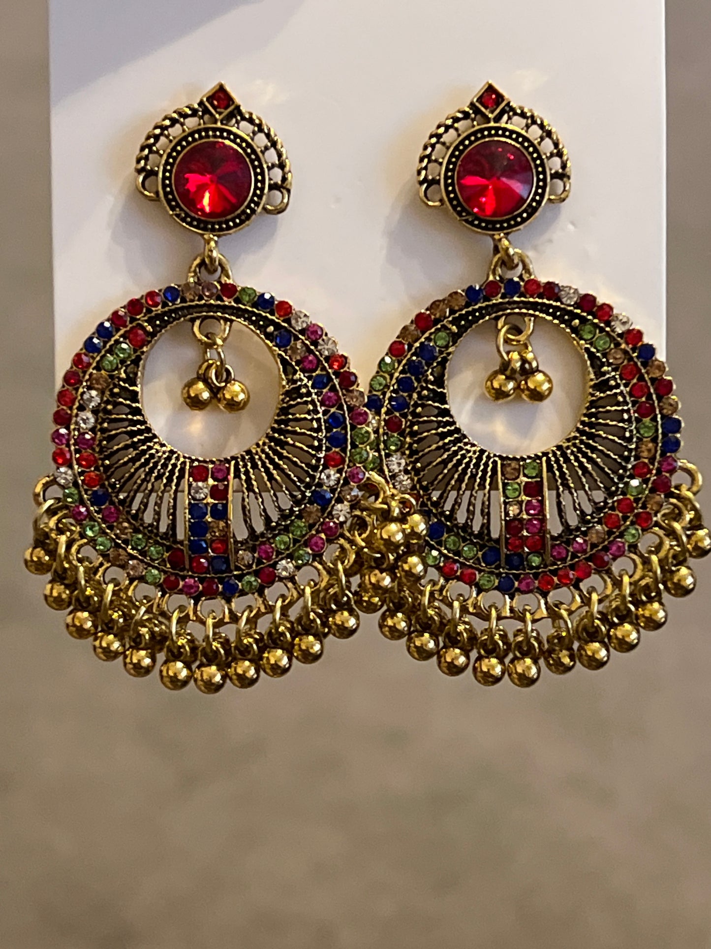 Kajol - multistone pair of earrings