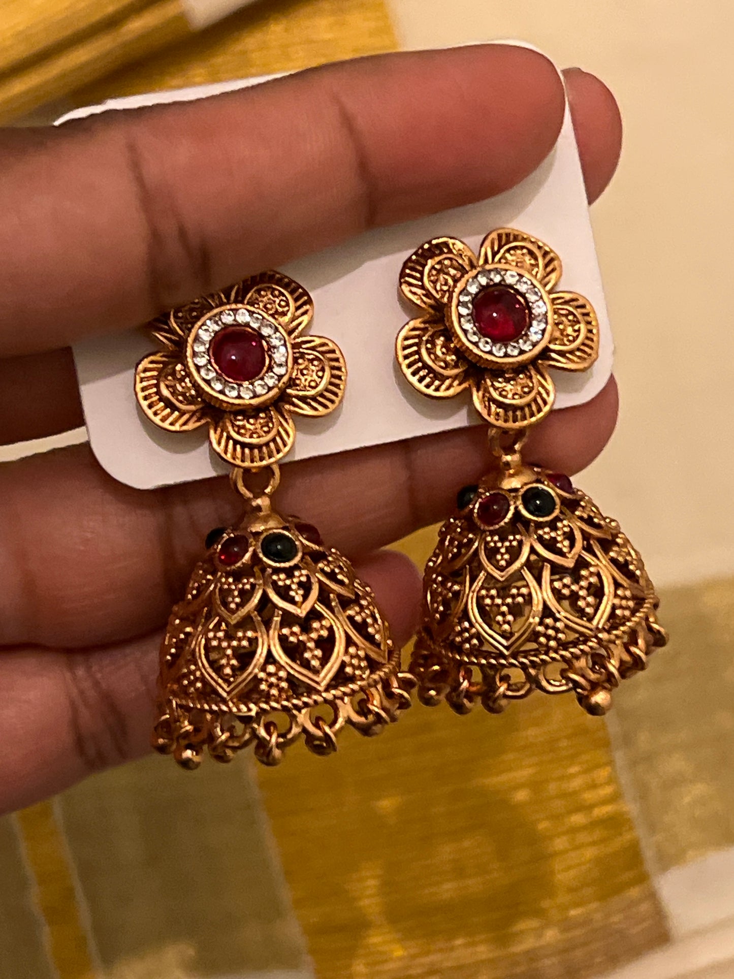 Radhika - floral Jhumka