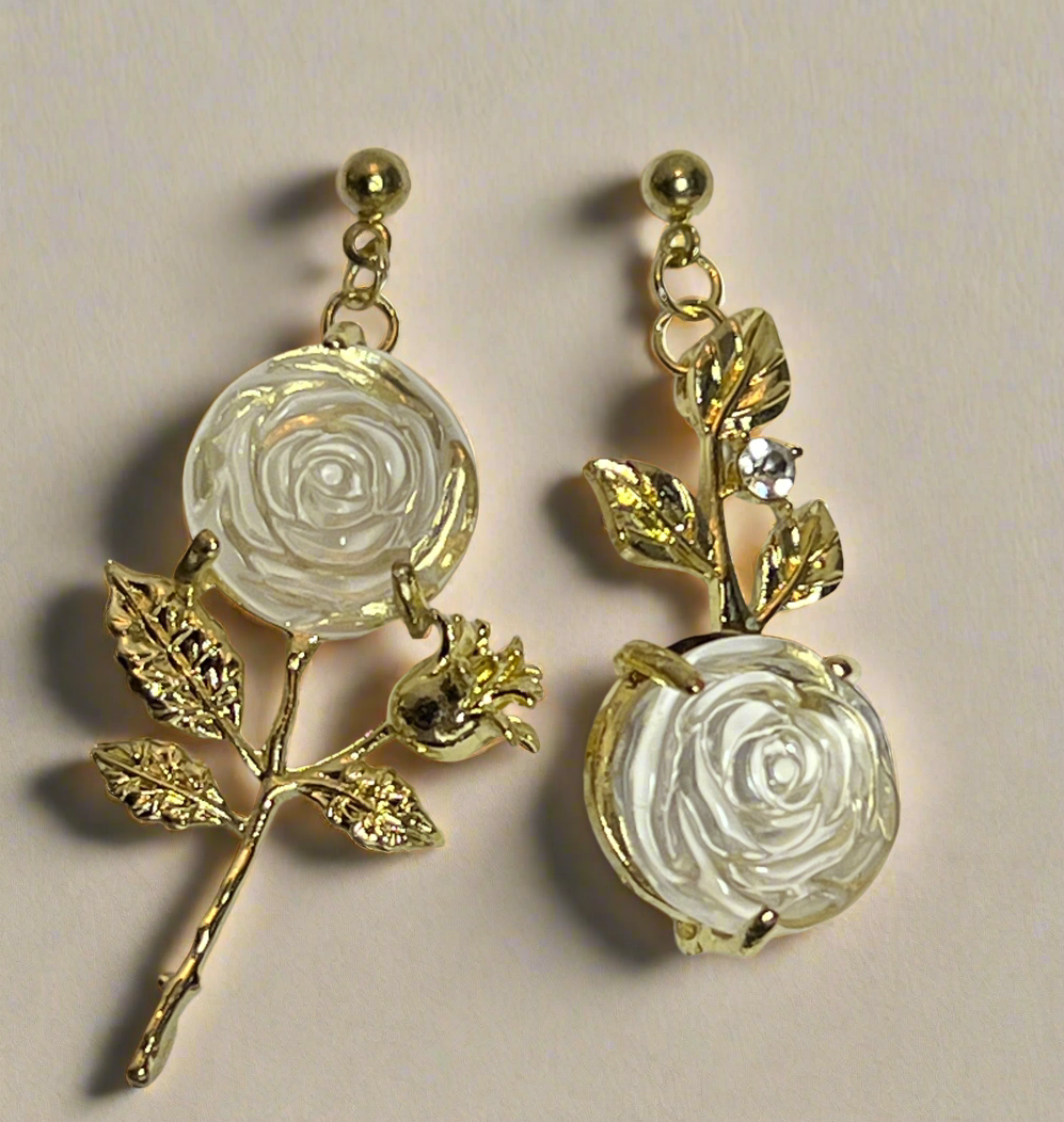 Golden Rosie - drop earrings
