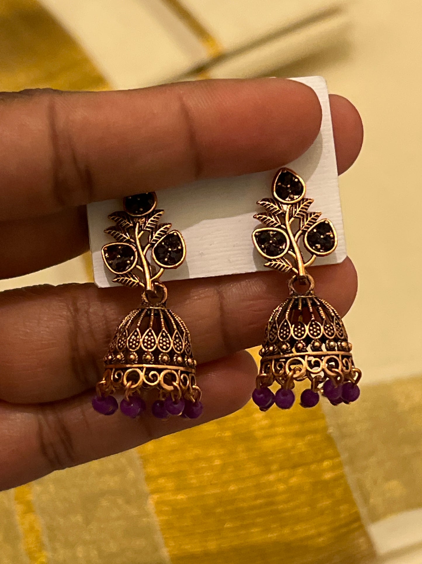 Keerthi - minimal Jhumkas
