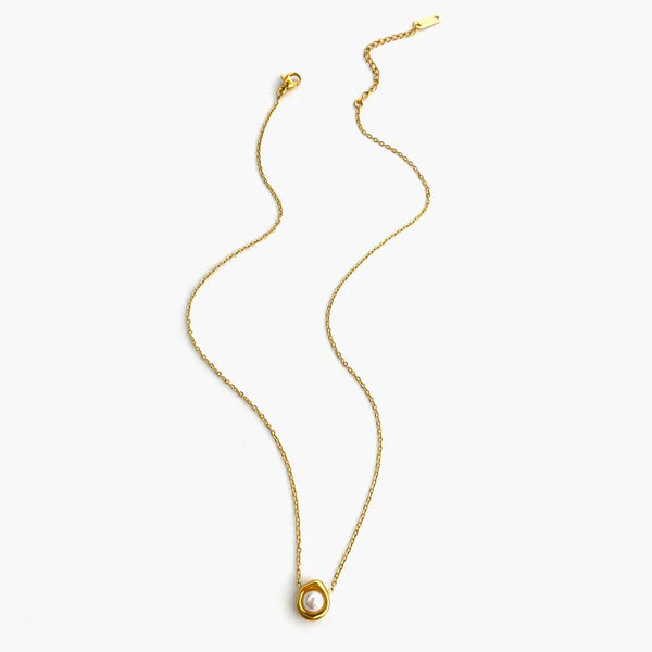 Pearl Bliss - 18k gold plated Dazzle Necklace collection