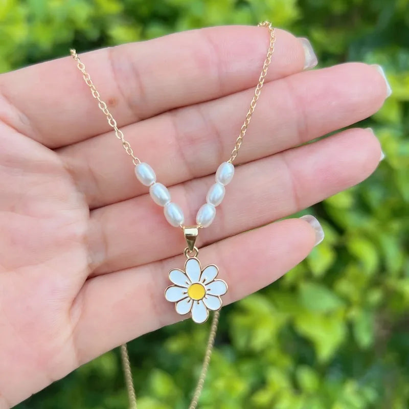 Daisy Vibe - Dazzle necklace collection, 18k gold plated daily wear necklace & earring set